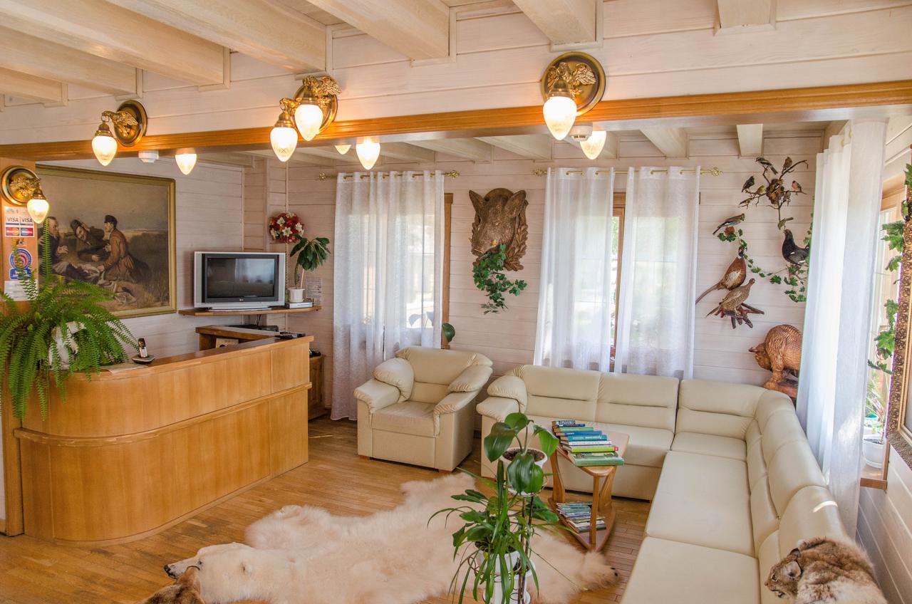 Отель Hunting House Береза Экстерьер фото