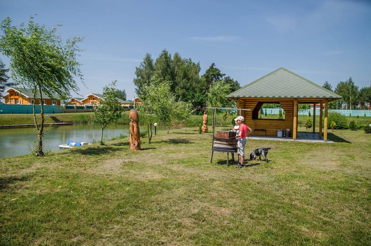 Отель Hunting House Береза Экстерьер фото